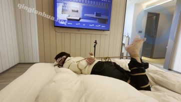 【橙子原创】十一驷马放置玩脚+全程臭袜堵嘴